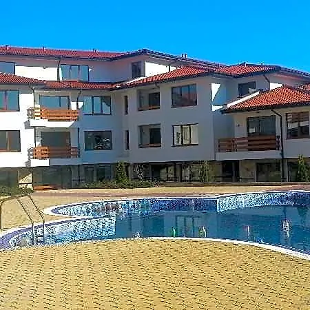 Festa Gardenia Hills فندق